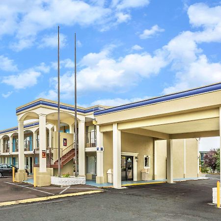 Days Inn By Wyndham Ашленд Екстер'єр фото